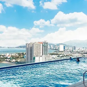 https://s-lux-apartment-scenia-bay-nha-trang.nhatrangbesthotels.com
